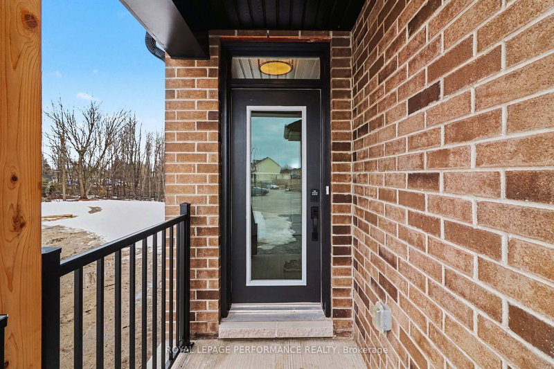 14 Academie St, Russell, K0A 1W0 | Image 3