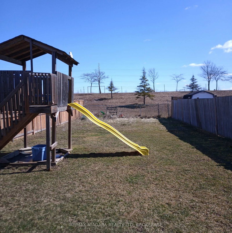 67 Dundonald St, St. Catharines, L2P 3T4 | Image 3