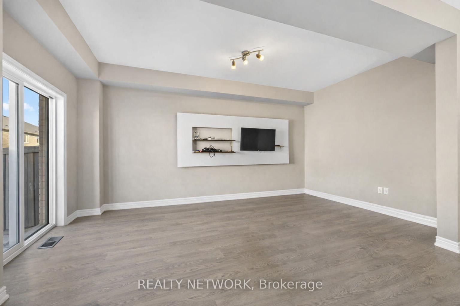 Semi-Detached House for sale at 113 Echovalley Drive, Hamilton, Ontario, L8J 0H1 - Stoney Creek Mountain - MLS: X12942064