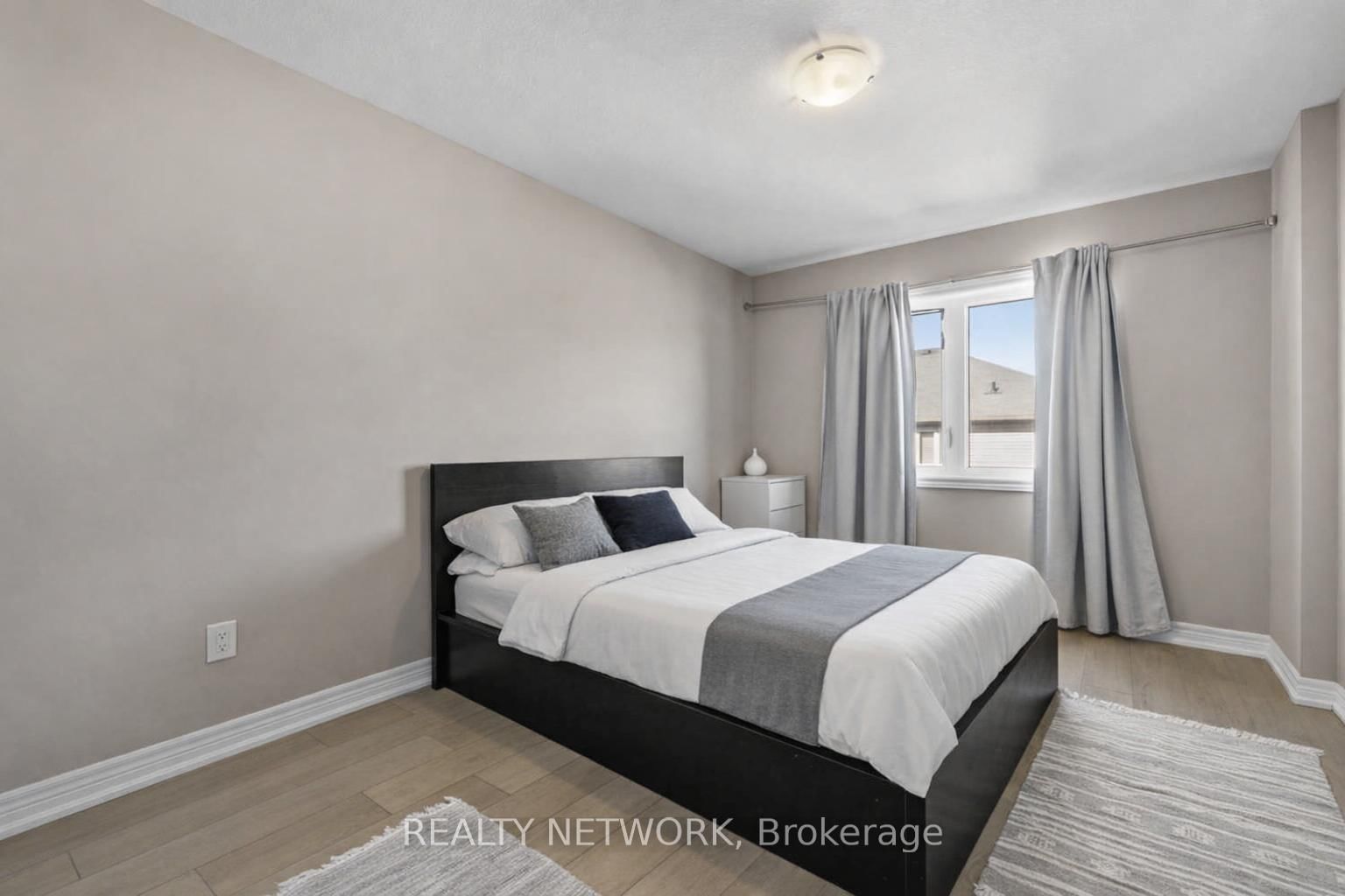 Semi-Detached House for sale at 113 Echovalley Drive, Hamilton, Ontario, L8J 0H1 - Stoney Creek Mountain - MLS: X12942064