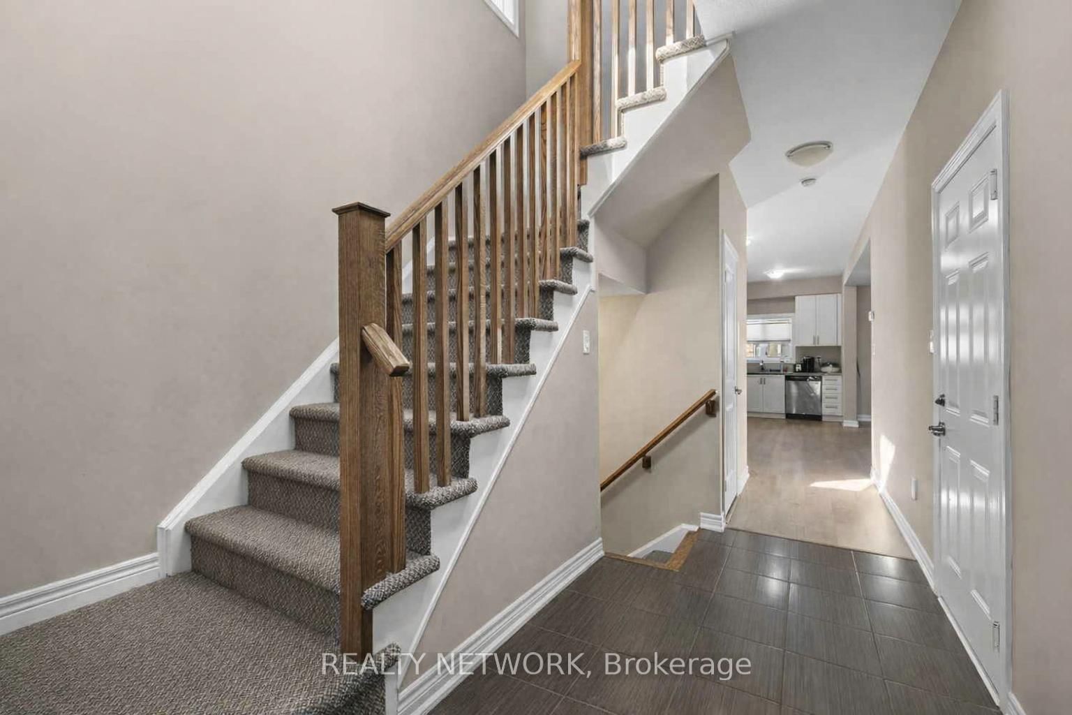 Semi-Detached House for sale at 113 Echovalley Drive, Hamilton, Ontario, L8J 0H1 - Stoney Creek Mountain - MLS: X12942064