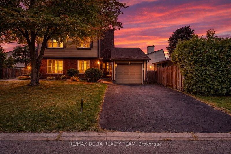 home for sale on 427 Mockingbird Drive