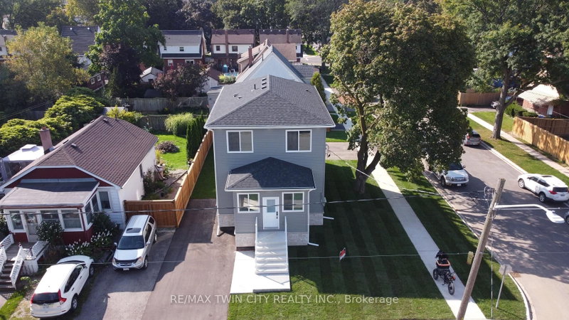 home for lease on 3-309 Nelson Street