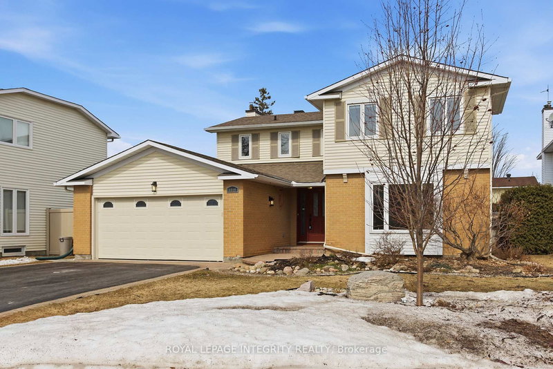 1019 Driftwood Cres, Orleans, K1C 2N9 | Image 2