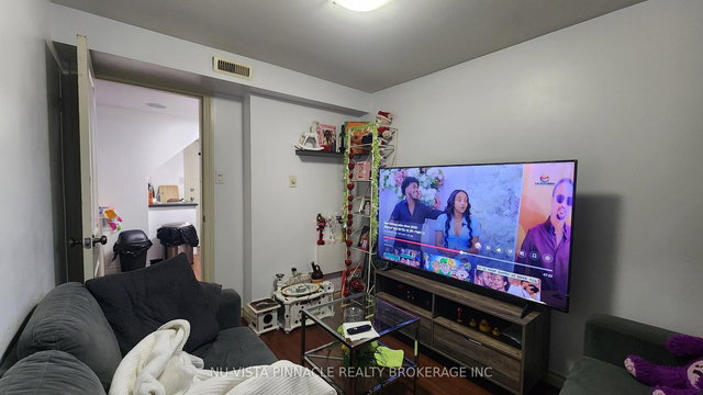 Lower - 11 Oxford Street W