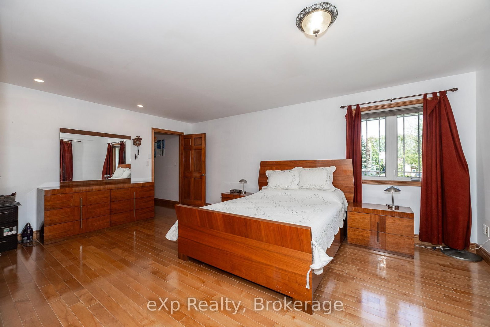 910 26th Street E • Owen Sound, ON photo 21
