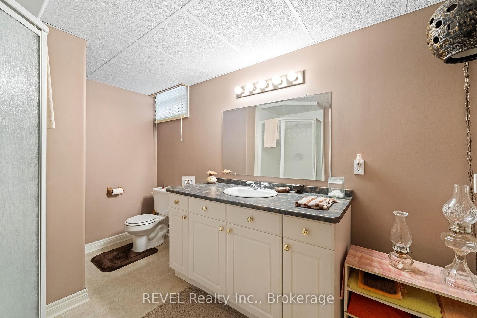 Detached House for sale at 5 Beechwood Crescent, Pelham, Ontario, L0S 1E7 - Fonthill - MLS: X12942616