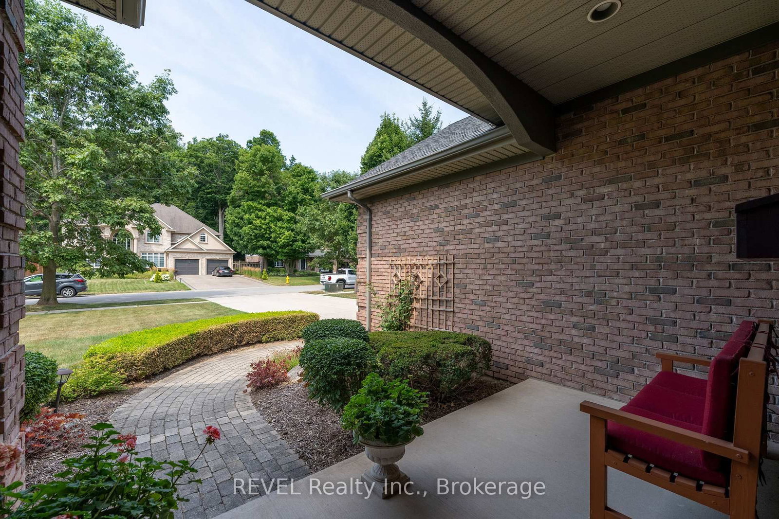 Detached House for sale at 5 Beechwood Crescent, Pelham, Ontario, L0S 1E7 - Fonthill - MLS: X12942616