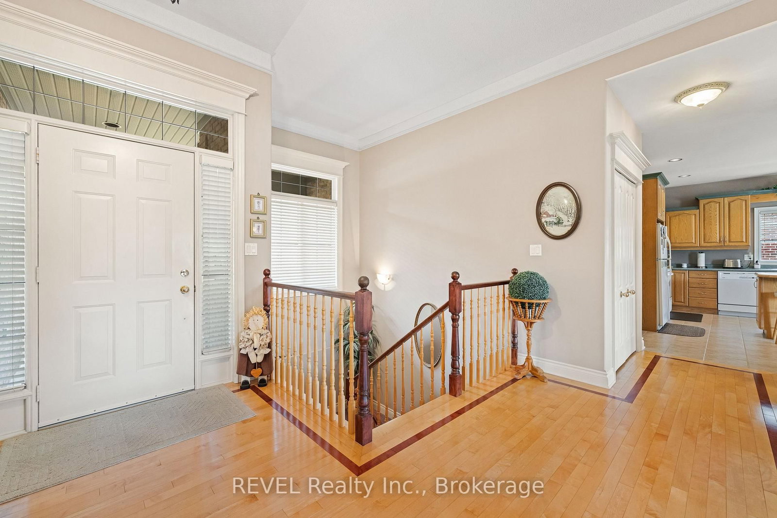 Detached House for sale at 5 Beechwood Crescent, Pelham, Ontario, L0S 1E7 - Fonthill - MLS: X12942616