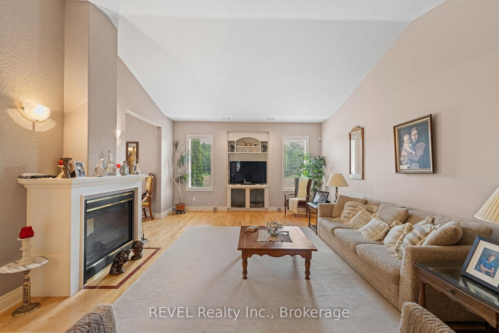 Detached House for sale at 5 Beechwood Crescent, Pelham, Ontario, L0S 1E7 - Fonthill - MLS: X12942616