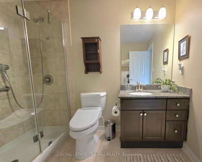 1030 Coronation Drive • #406 • London North, ON photo 9