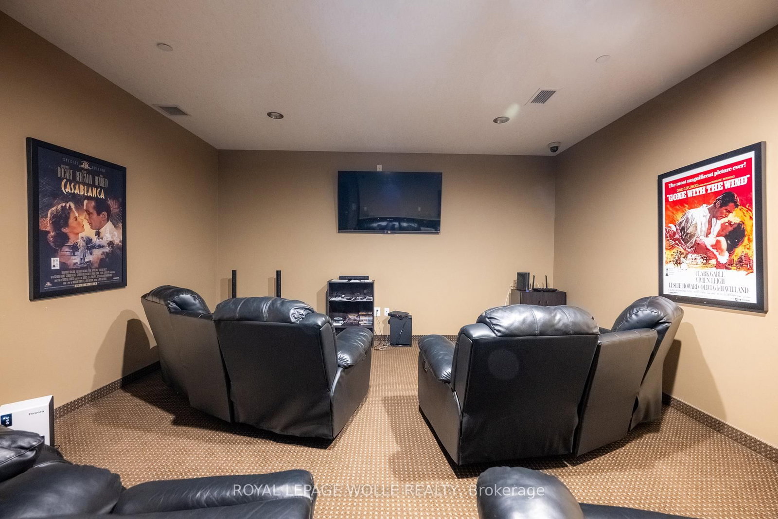 539 Belmont Avenue W, Unit 407 - Photo 36