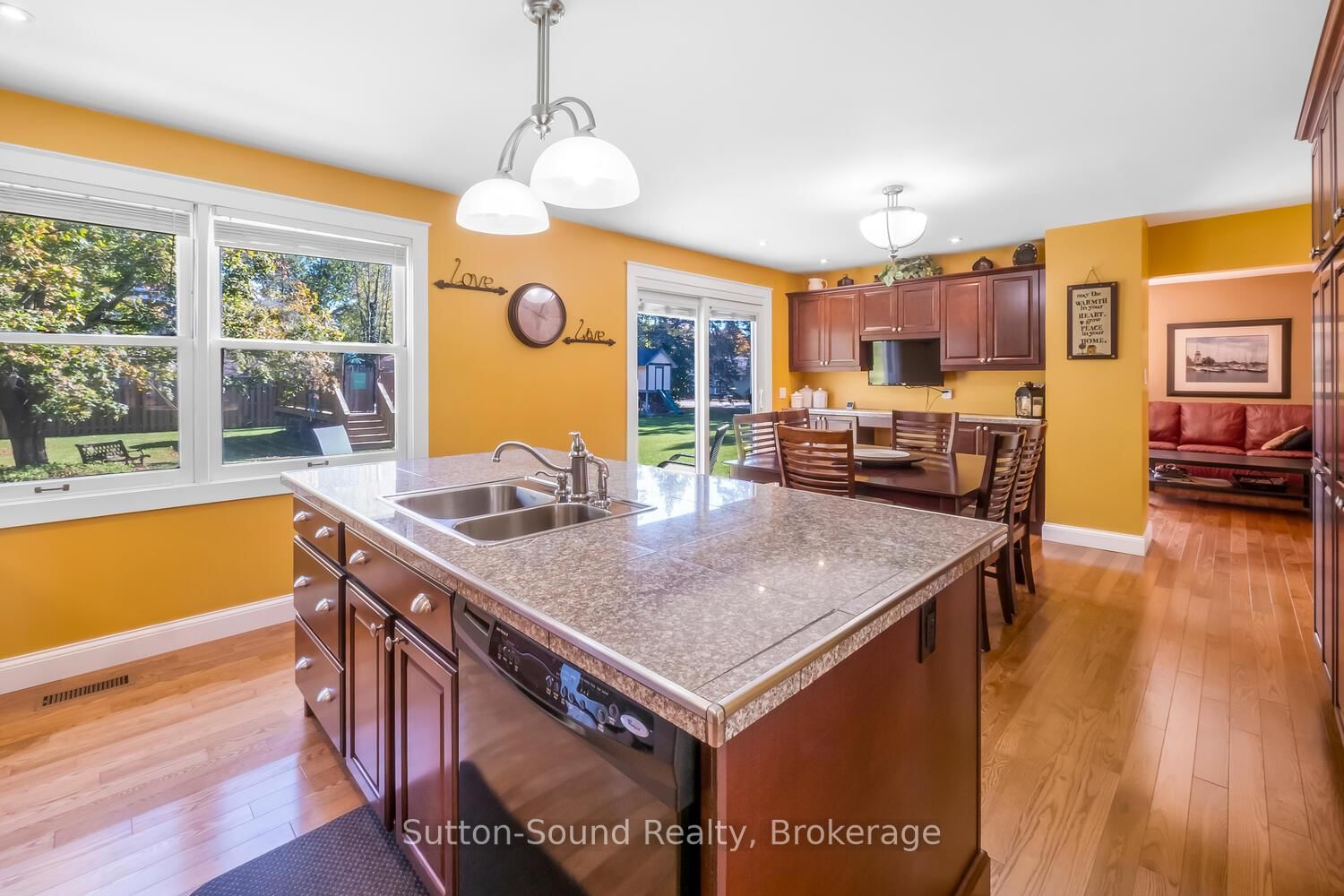 319 Gould Street • South Bruce Peninsula, ON photo 10
