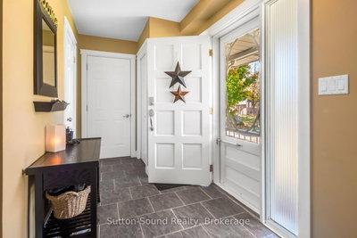 319 Gould Street — photo 4