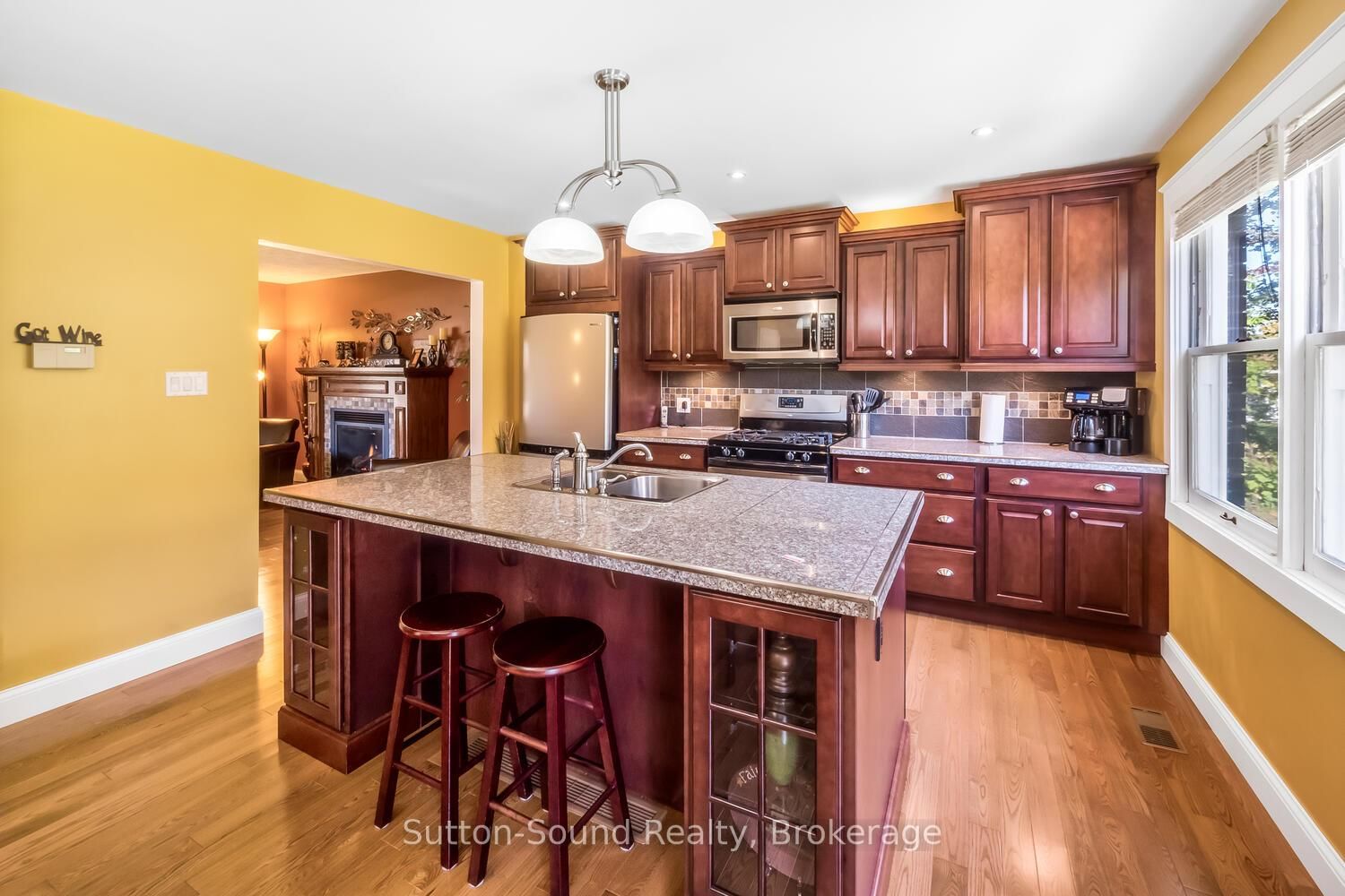 319 Gould Street • South Bruce Peninsula, ON photo 8