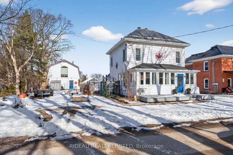 home for sale on 22 Perth Street