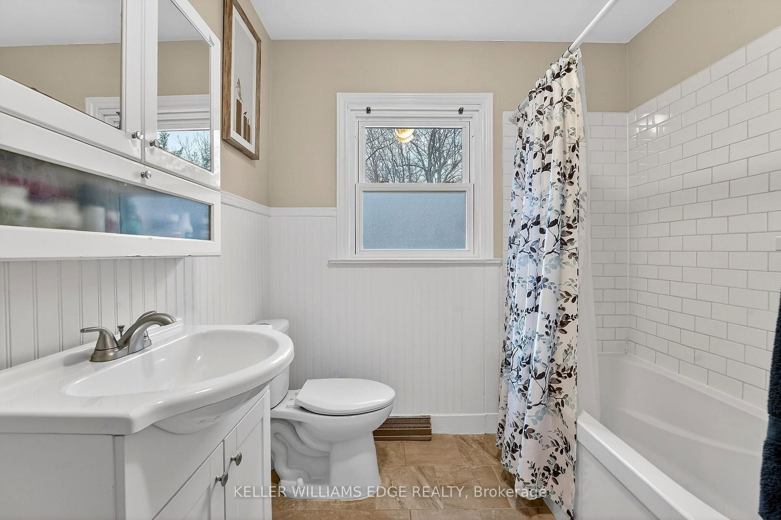 Detached House for sale at 508 Prospect Point Road, Fort Erie, Ontario, L0S 1N0 - Ridgeway - MLS: X12942940