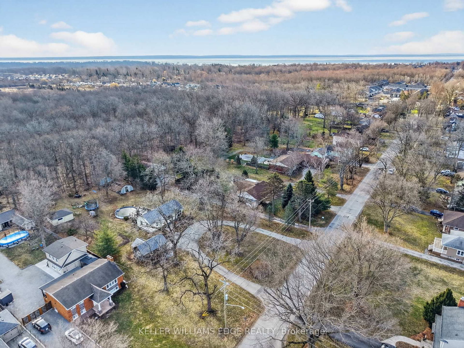 Detached House for sale at 508 Prospect Point Road, Fort Erie, Ontario, L0S 1N0 - Ridgeway - MLS: X12942940