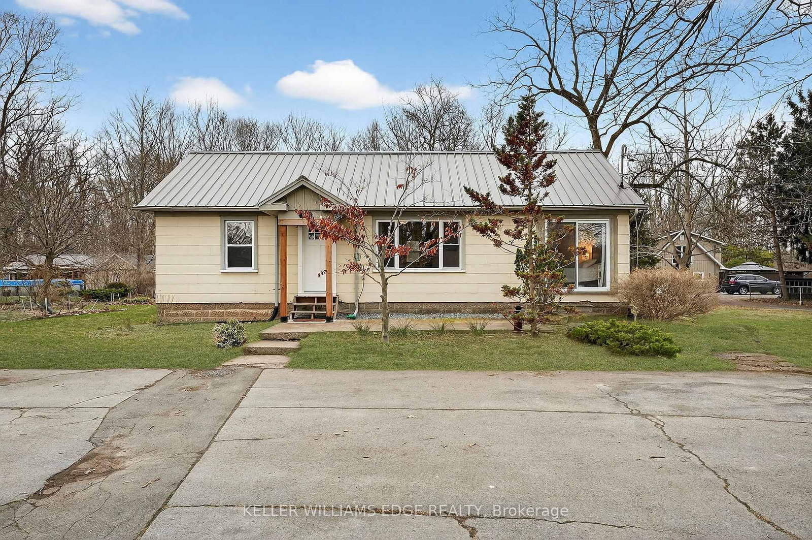 Detached House for sale at 508 Prospect Point Road, Fort Erie, Ontario, L0S 1N0 - Ridgeway - MLS: X12942940