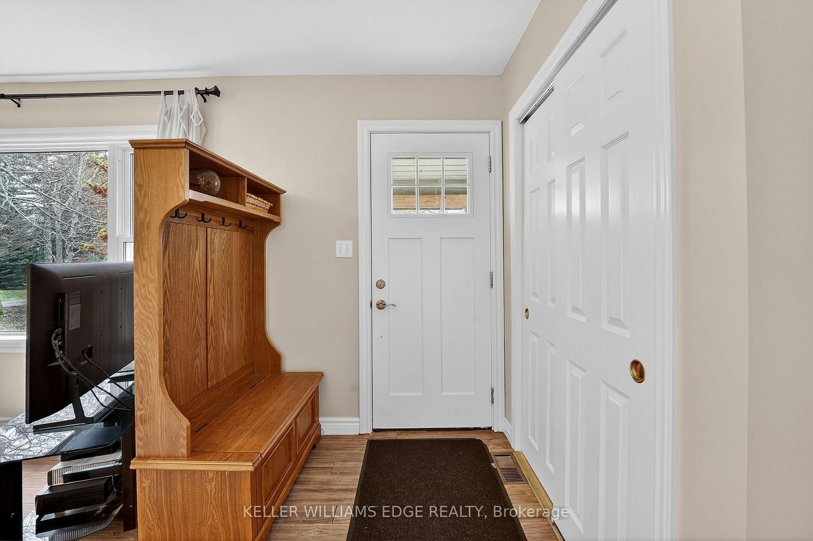 Detached House for sale at 508 Prospect Point Road, Fort Erie, Ontario, L0S 1N0 - Ridgeway - MLS: X12942940