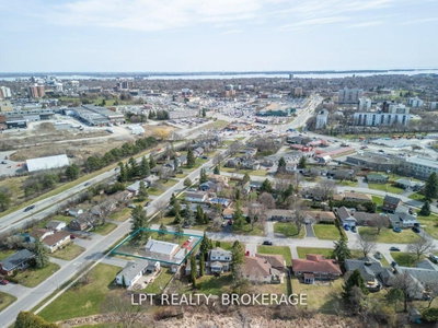 9 Elizabeth Avenue — photo 6