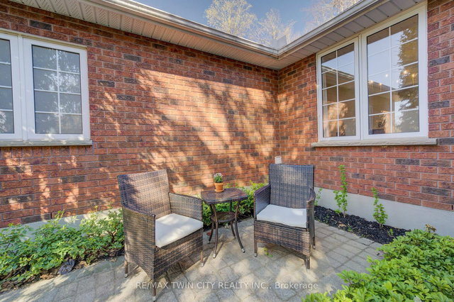 439 Northlake Drive