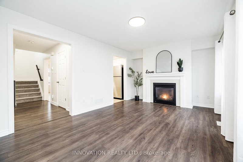 112 Gelderland Private, Ottawa, K2V 0H8 | Image 3