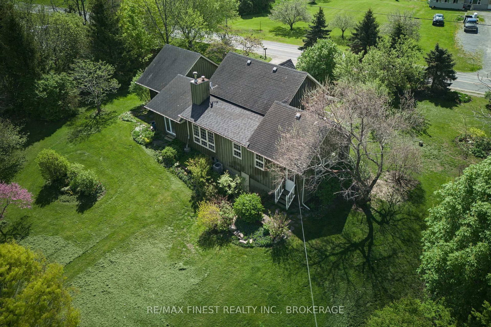 9910 Front Road • Stella, ON photo 34