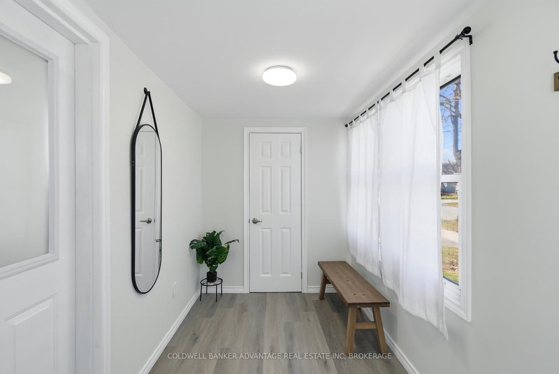 229 Chaffey St, Welland, L3B 2Y7 | Image 2