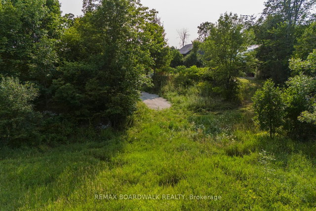 752 Bennett Lake Road