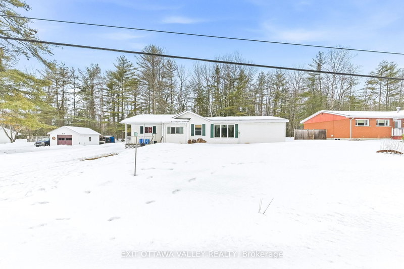 home for sale on 32848 Highway 17 Highway