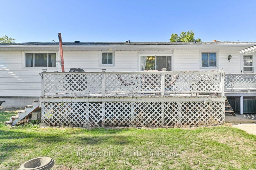 Detached House for sale at 53 Water Street, Quinte West, Ontario, K8V 4M1 - Trenton Ward - MLS: X12943184