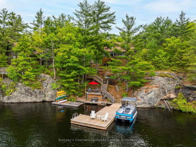 5760 Kahshe Lake • Gravenhurst, ON photo 7