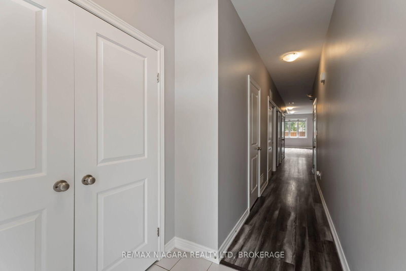81 Grove St, Welland, L3B 4B3 | Image 3