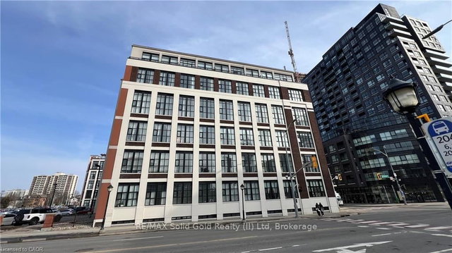 226 - 410 King Street W