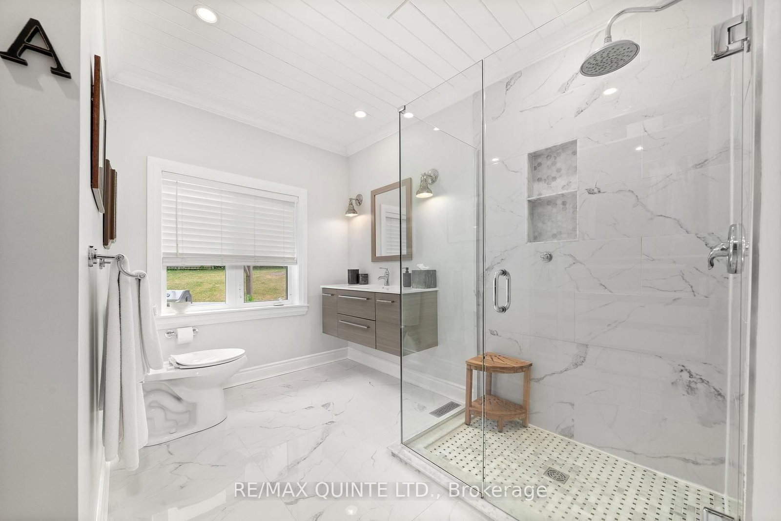 14 Eastern Avenue • Prince Edward County, ON photo 18