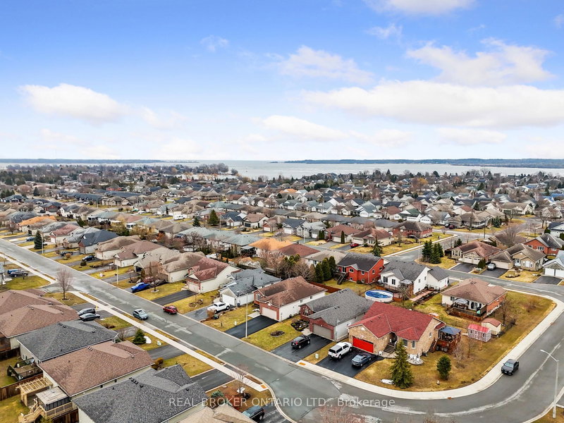 31 Fox Den Dr, Brighton, K0K 1H0 | Image 3
