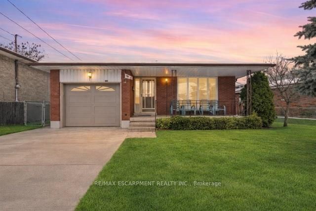 88 GLEN VALLEY Drive