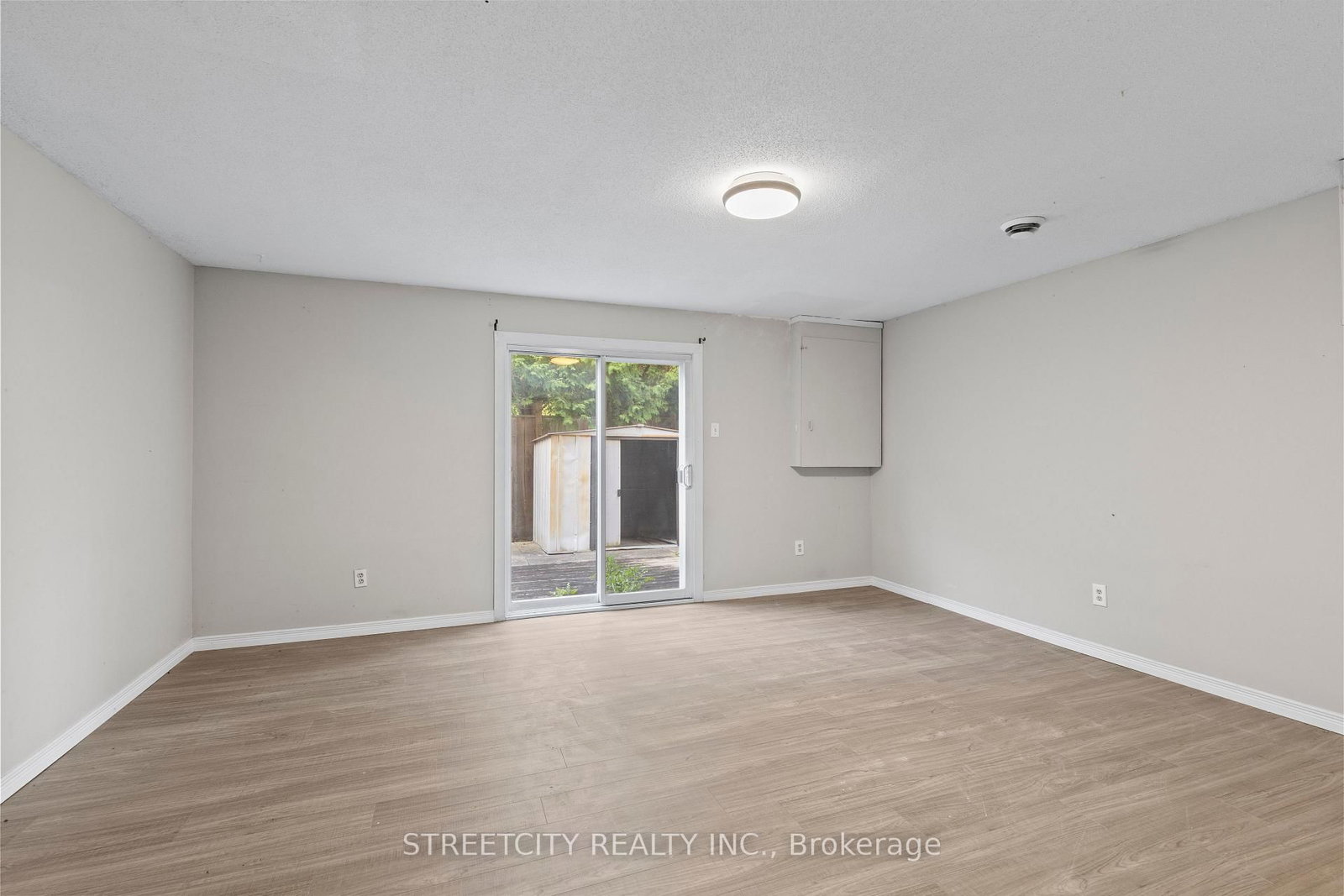 Townhouse for sale at 36-577 Third Street, London East, Ontario, N5V 4B9 - East H - MLS: X12944036