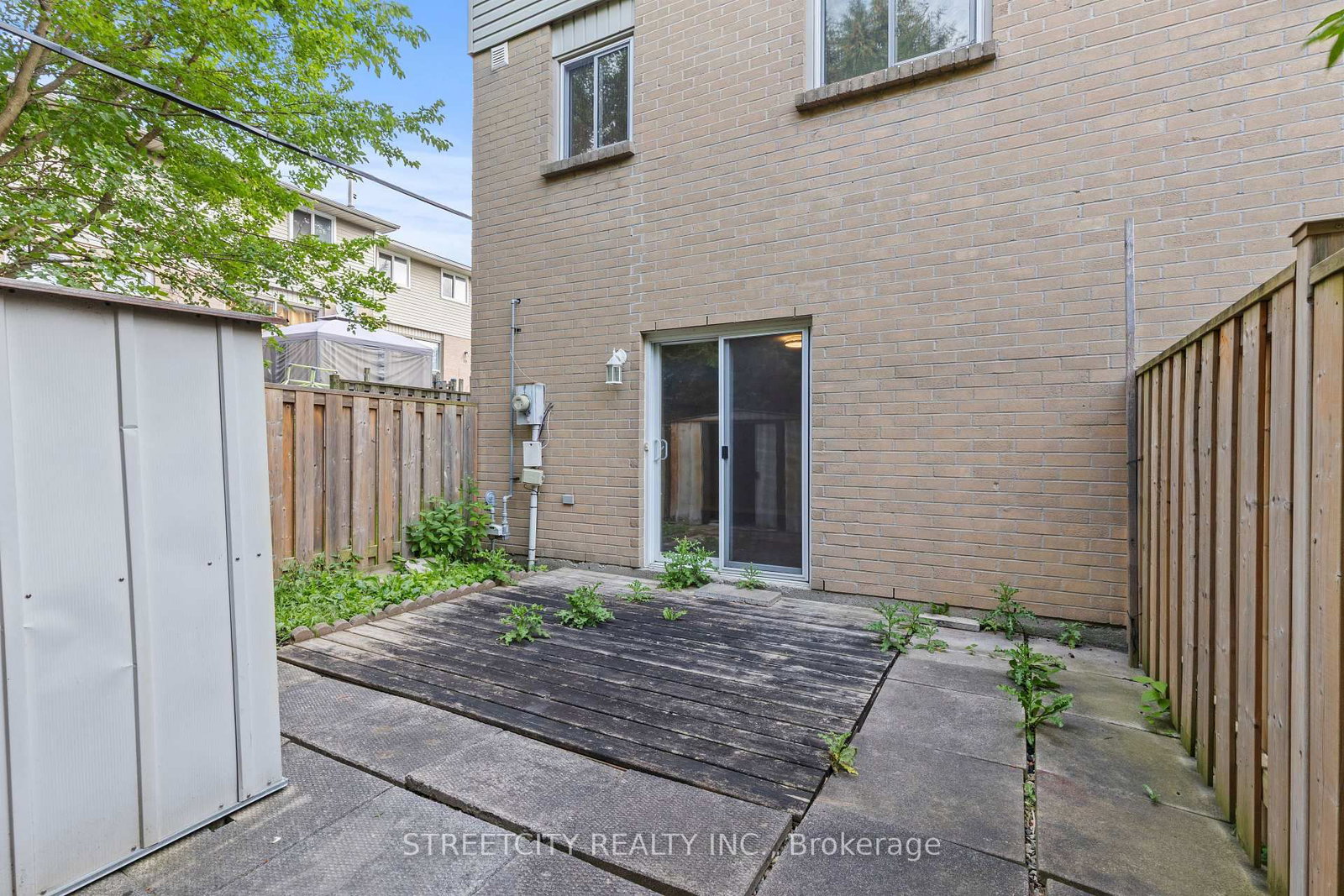 Townhouse for sale at 36-577 Third Street, London East, Ontario, N5V 4B9 - East H - MLS: X12944036