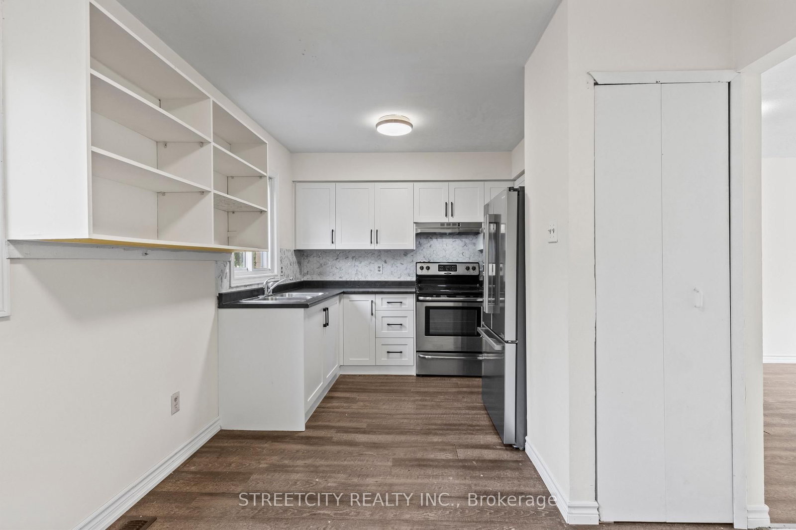 Townhouse for sale at 36-577 Third Street, London East, Ontario, N5V 4B9 - East H - MLS: X12944036