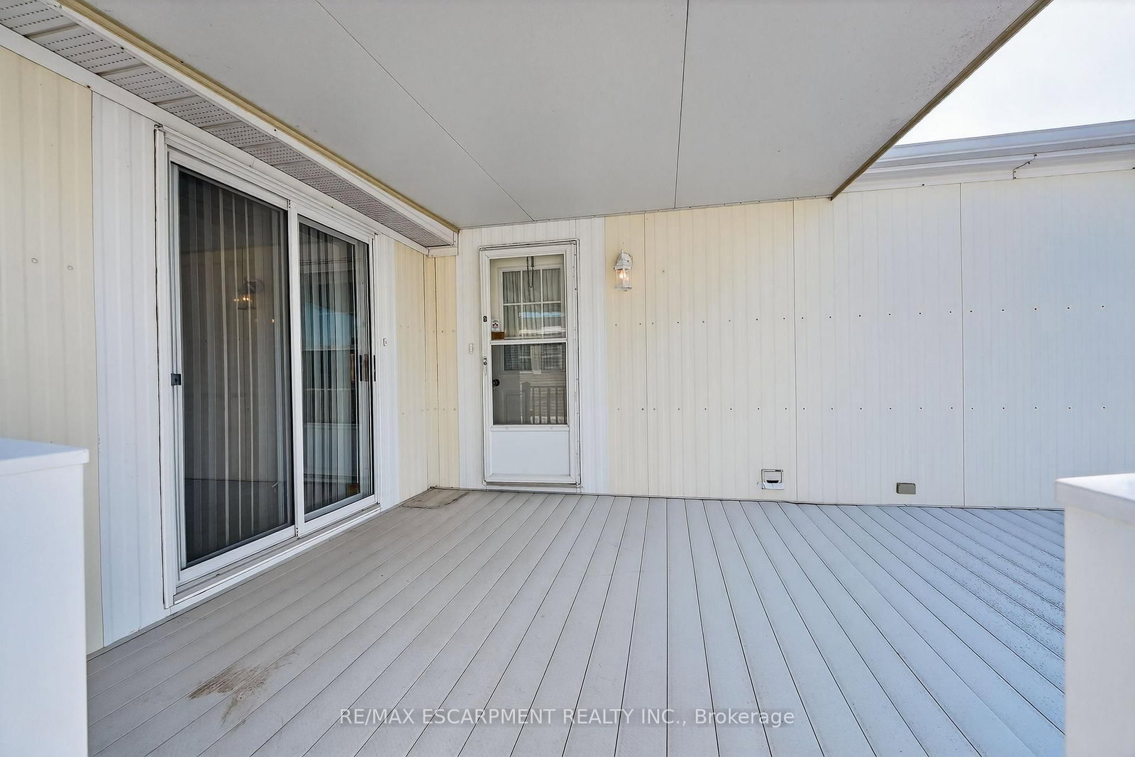 3033 Townline Road, Unit 82 - Photo 3