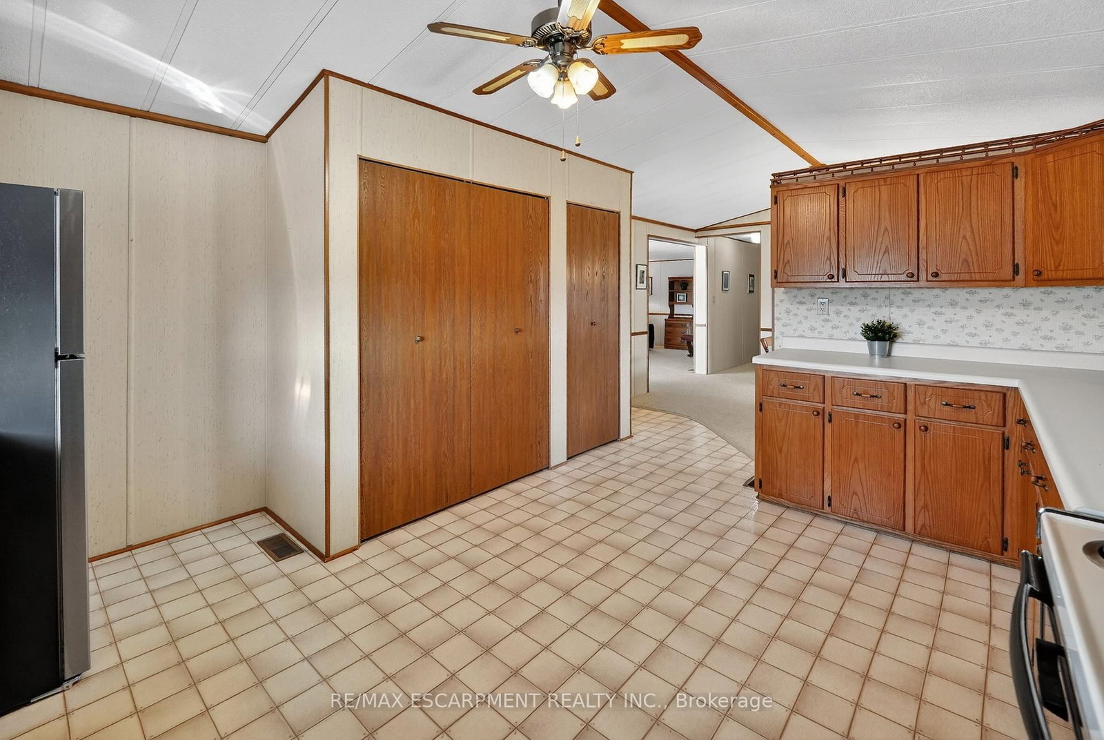 3033 Townline Road, Unit 82 - Photo 8