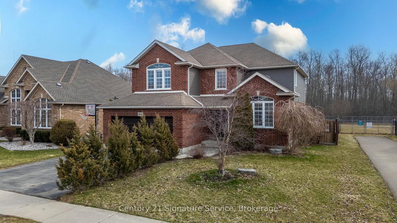 654 Brian St, Fort Erie, L2A 6W2 | Image 2