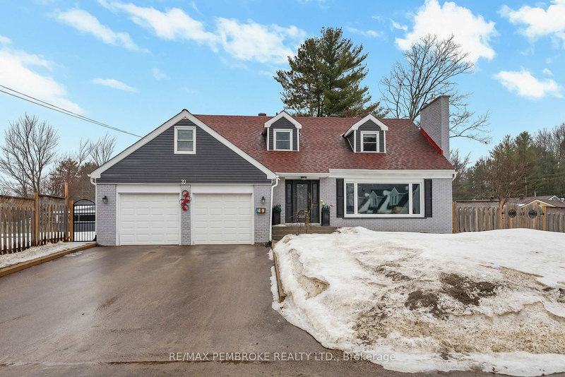 home for sale on 70 Mary Street