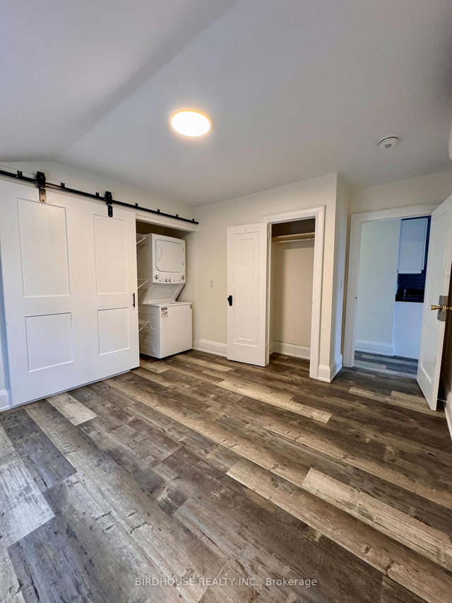 19 Cambridge Street S