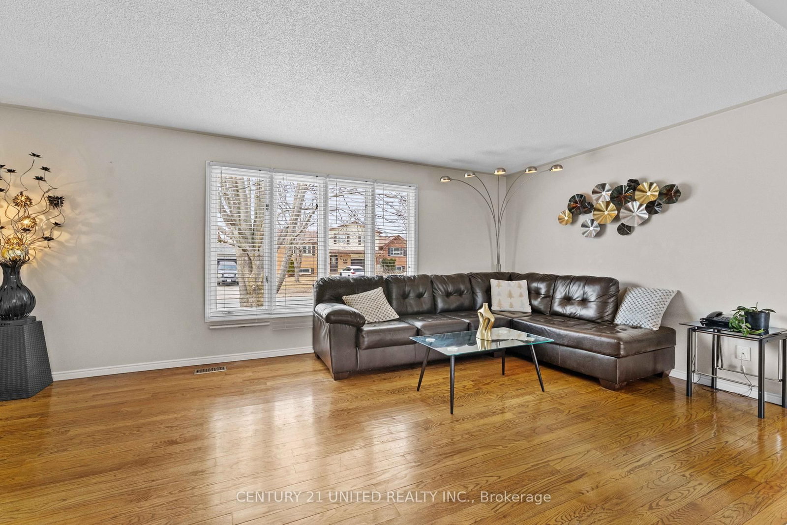 Detached House for sale at 2252 Denure Drive, Peterborough, Ontario, K9K 2G3 - Monaghan Ward 2 - MLS: X12944480