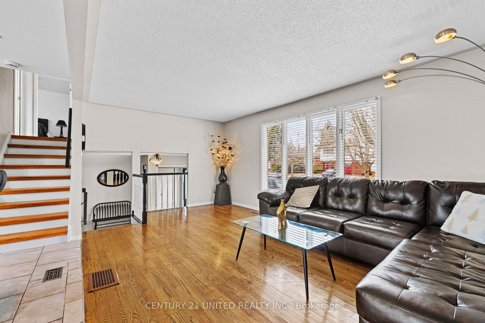 Detached House for sale at 2252 Denure Drive, Peterborough, Ontario, K9K 2G3 - Monaghan Ward 2 - MLS: X12944480