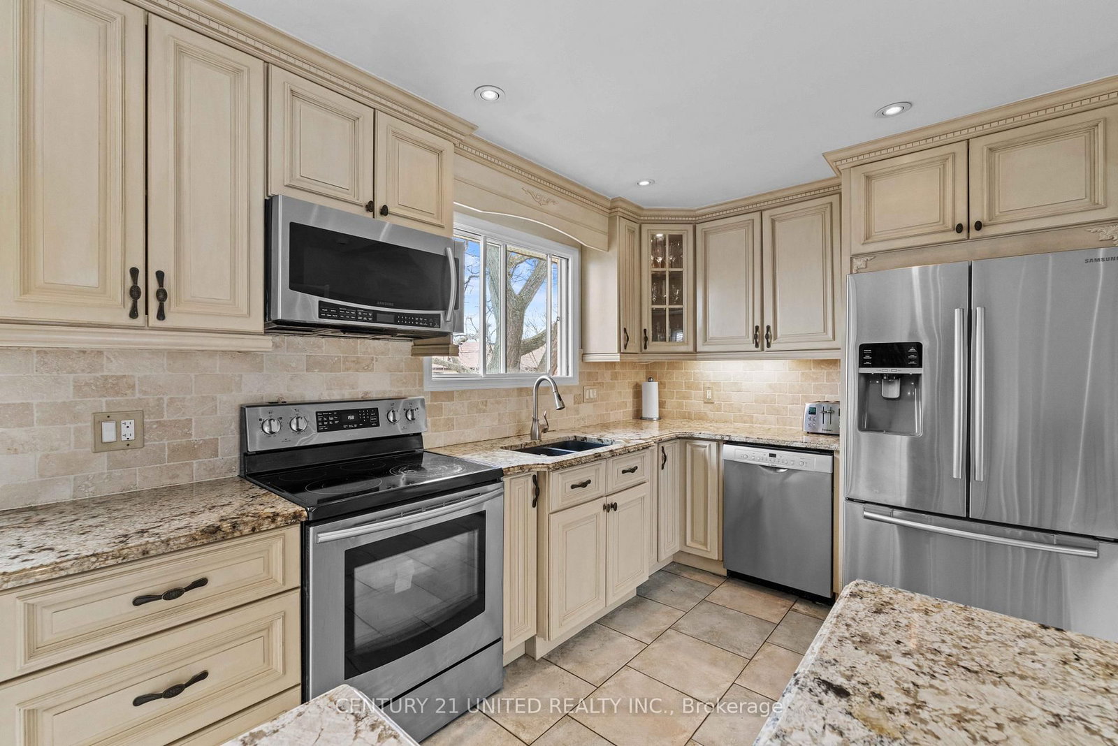 Detached House for sale at 2252 Denure Drive, Peterborough, Ontario, K9K 2G3 - Monaghan Ward 2 - MLS: X12944480