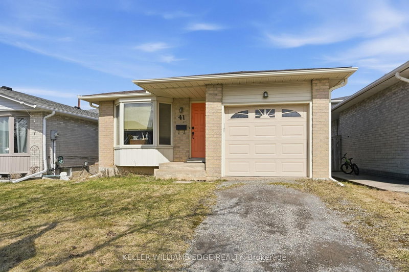 41 Kennard St, Hamilton, L8J 2C3 | Image 2